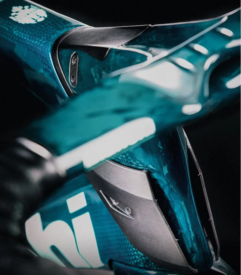 Bianchi Oltre RC Dura Ace DI2 140th Anniversary-3